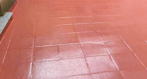 Proyectado de poliurea en caliente